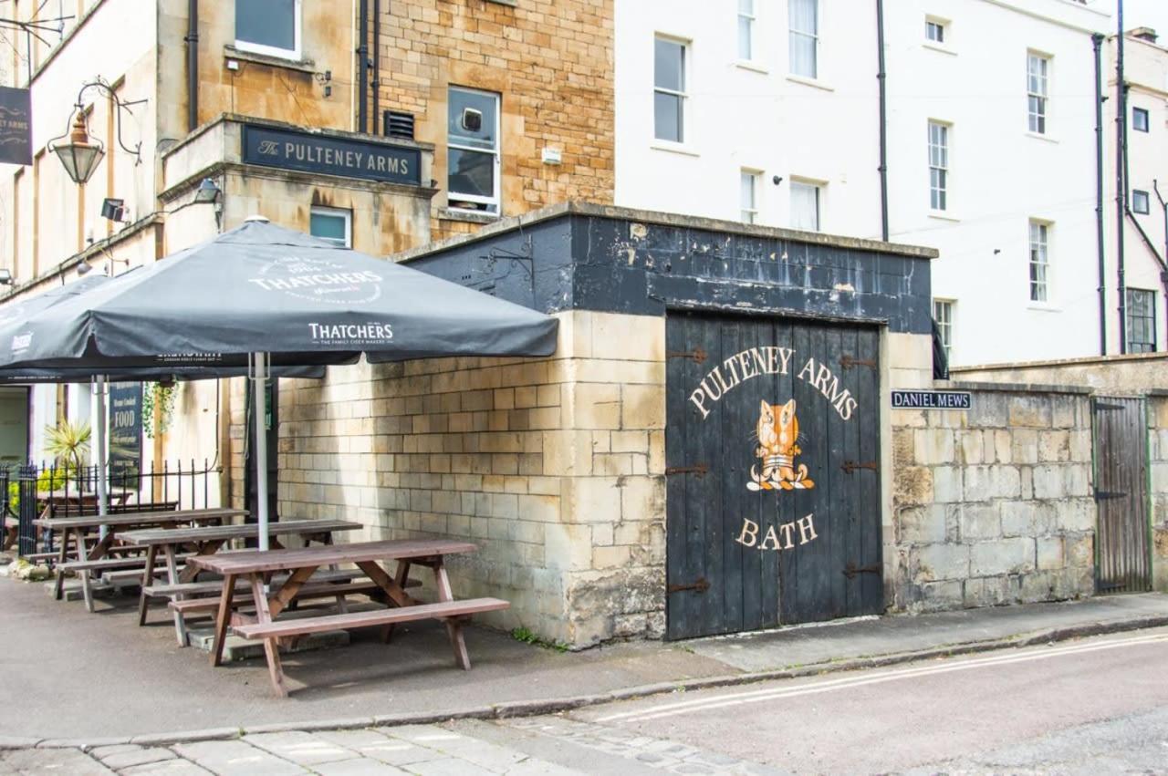 Unique 2 Bed In The Heart Of Bath With Parking Apartment Bagian luar foto